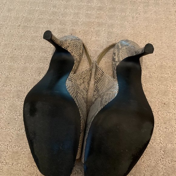 Shoes - Picture 3 of 3